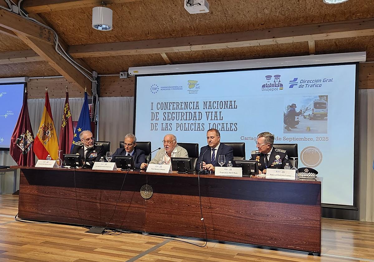 Un momento de la inauguración de la conferencia.