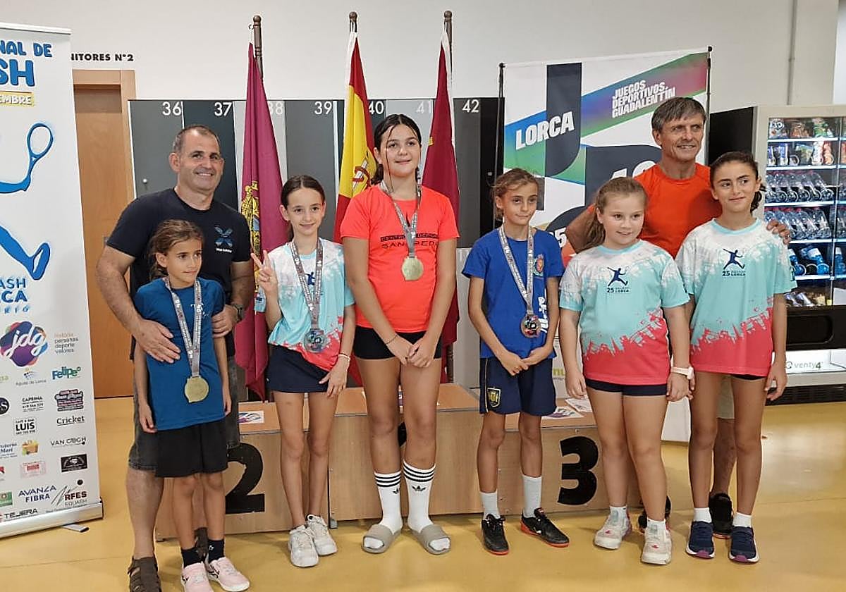 El Open Regional Junior de Squash congrega a 131 menores en el CD Felipe VI en el 25º aniversario del Club Squash Lorca