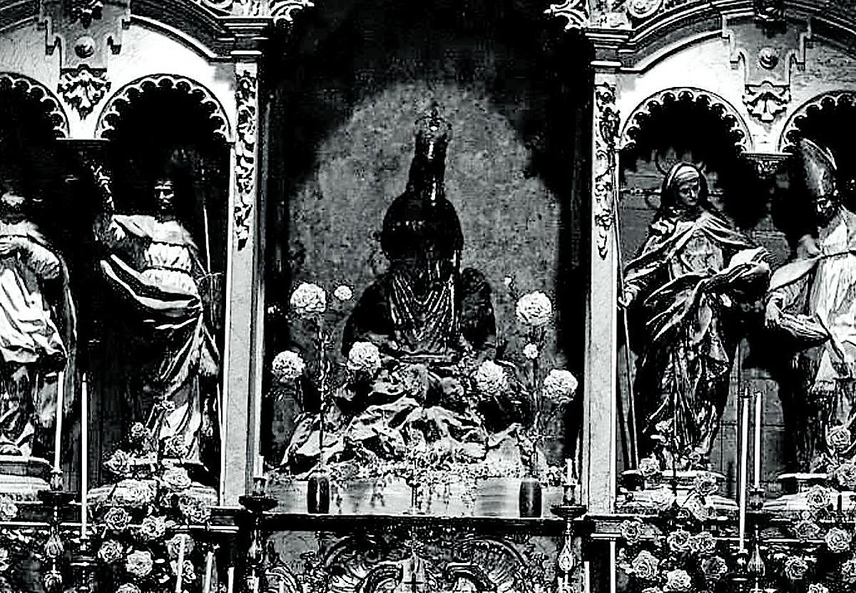 Capilla de la Virgen del Rosell y de los Cuatro Santos en la Catedral de Cartagena, en una imagen del año 1927.