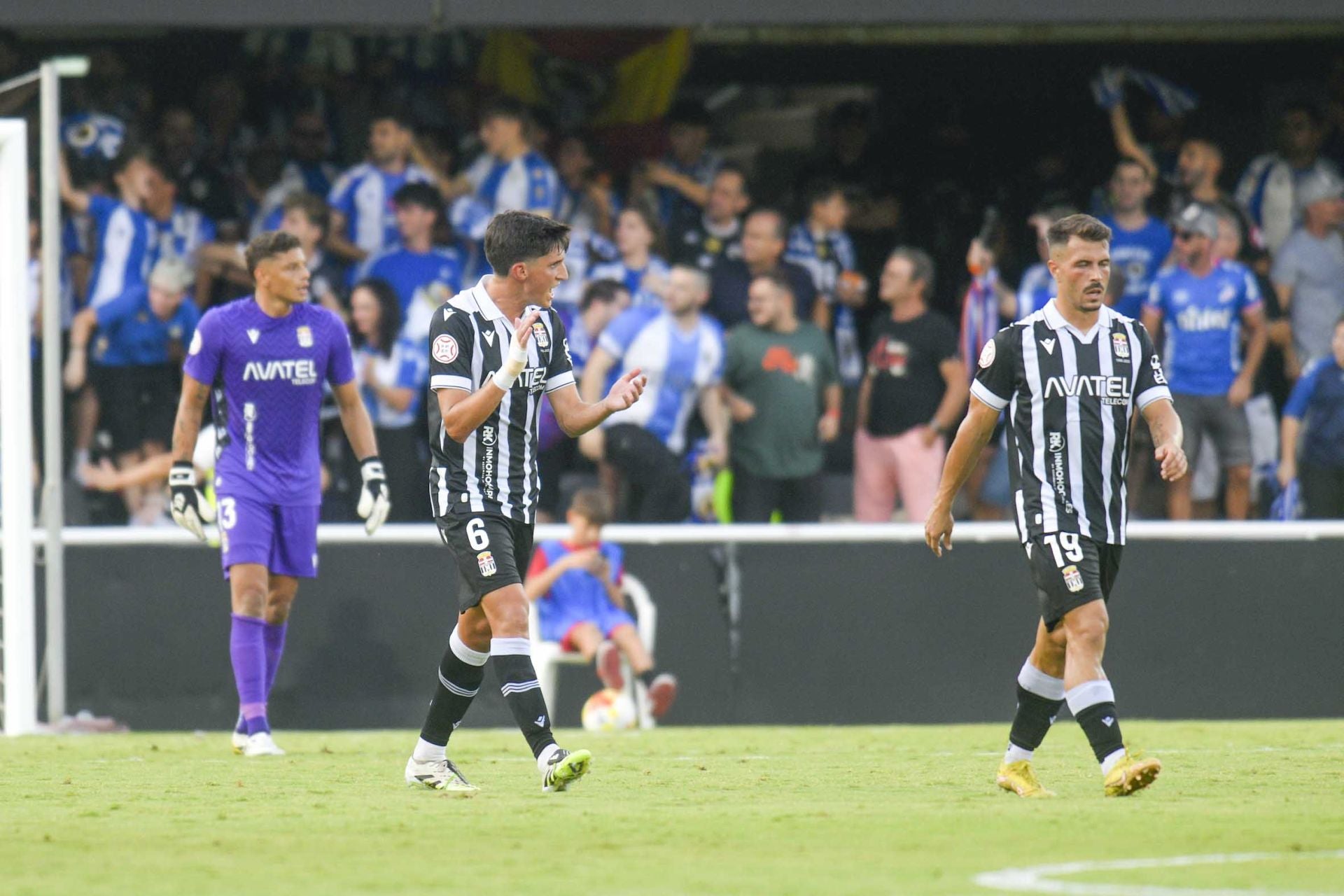 Pablo de Blasis regala la victoria al FC Cartagena en el último minuto, en imágenes