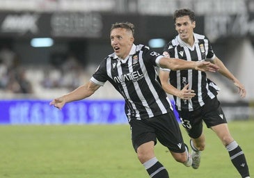 De Blasis devuelve al Cartagena a sus tiempos más felices