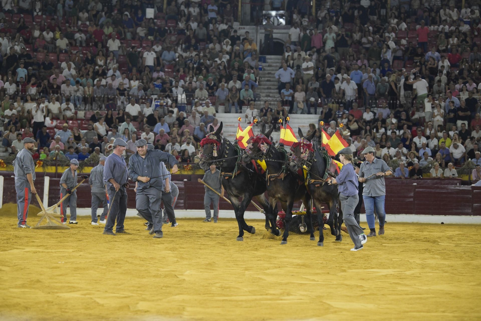 Las imágenes de la corrida de rejones de la Feria de Taurina de Murcia