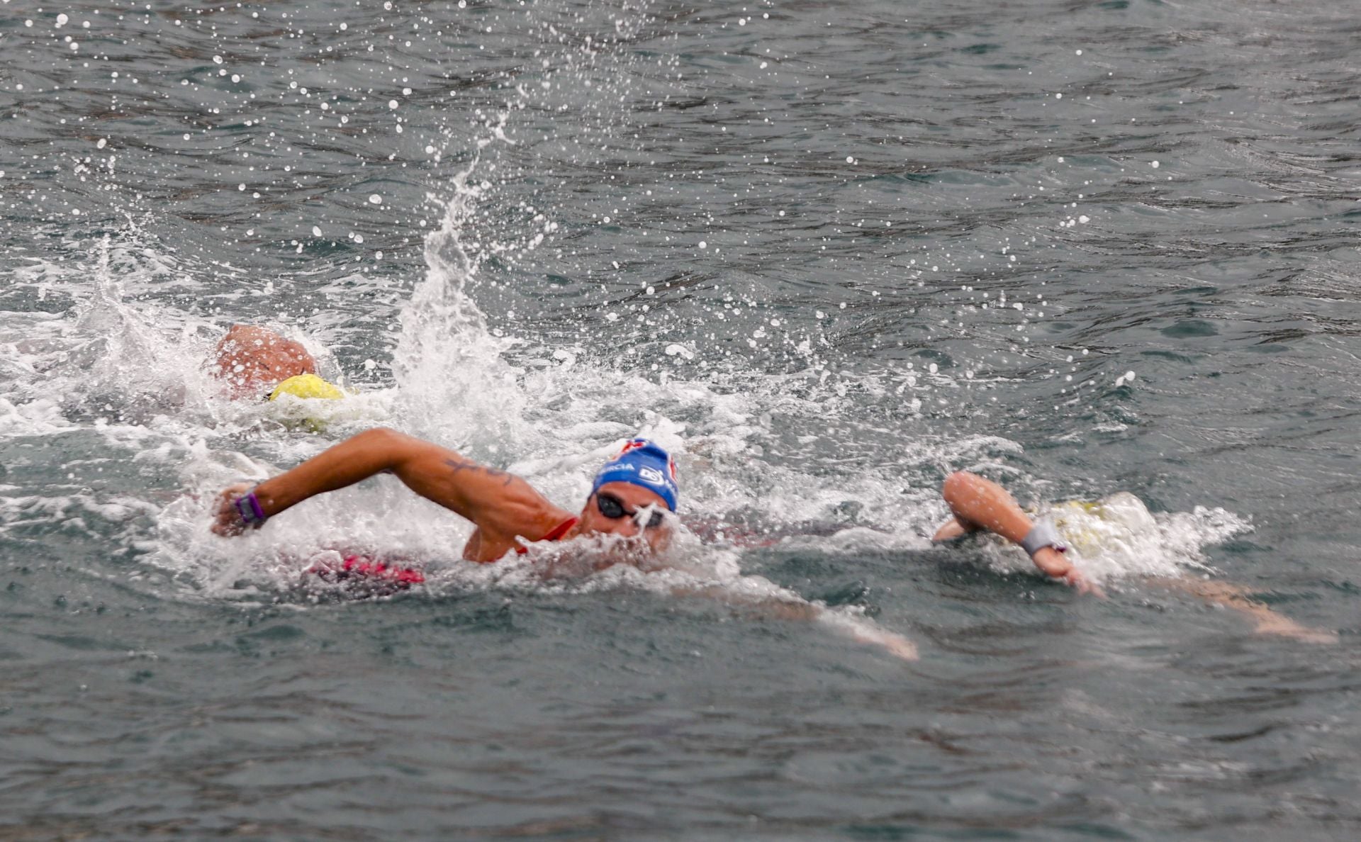 La despedida de Alberto Martínez en la 32ª Travesía a Nado del Puerto de Cartagena, en imágenes