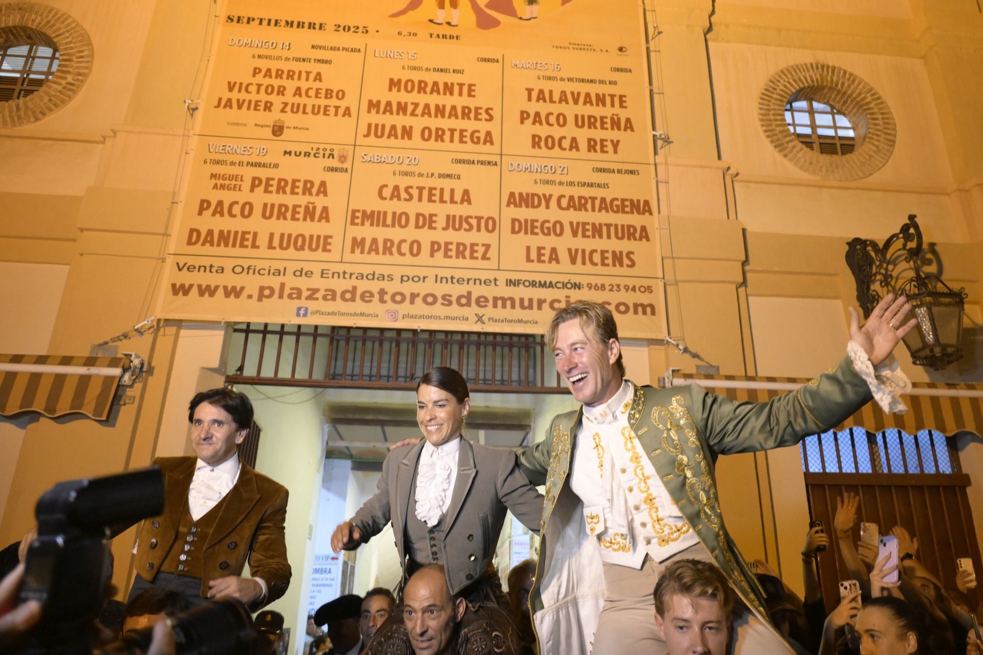 Las imágenes de la corrida de rejones de la Feria de Taurina de Murcia