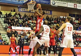 Kloof, muy arriba en el UCAM-Juventus de 2018.
