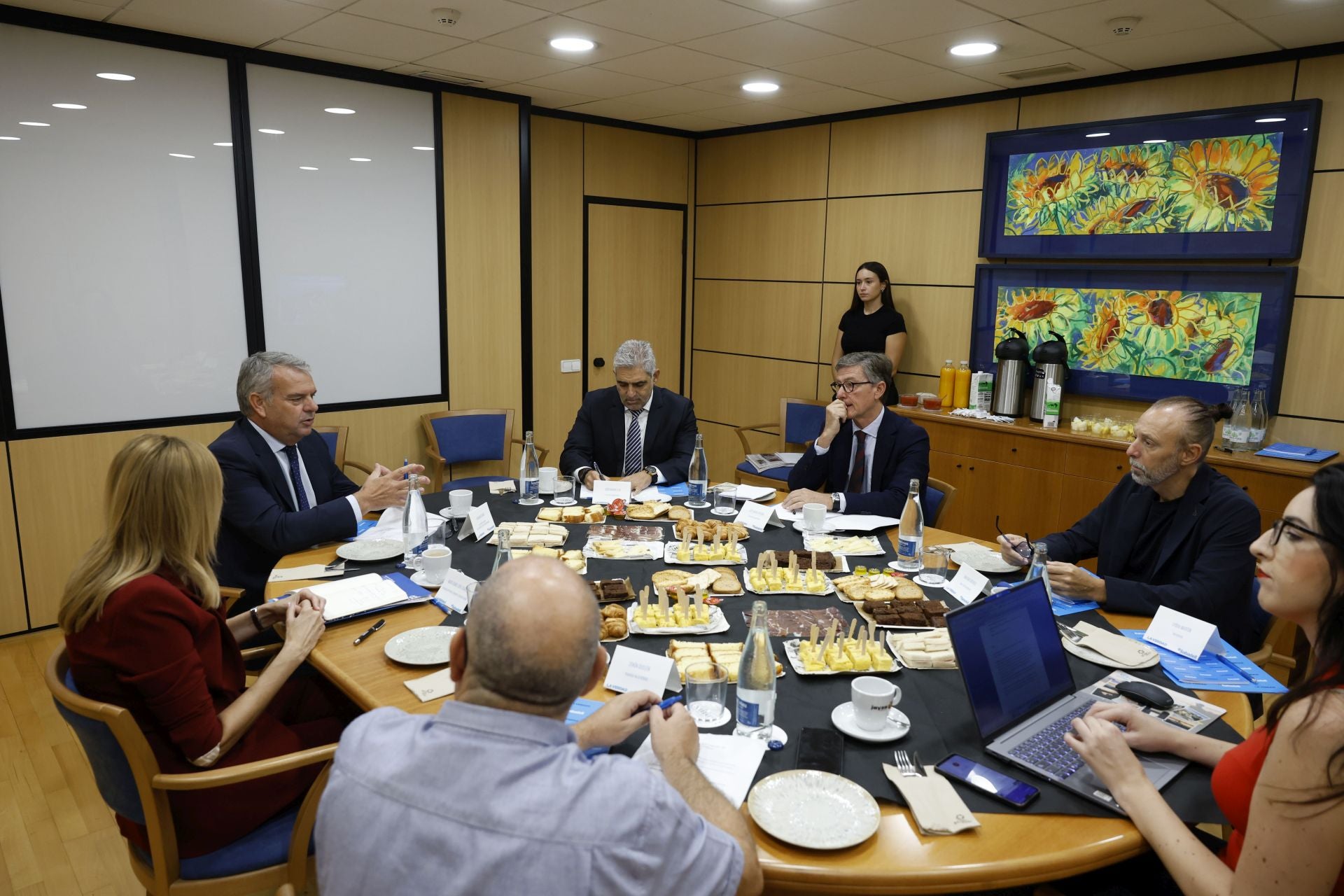 En imágenes, la mesa de debate sobre la empresa familiar