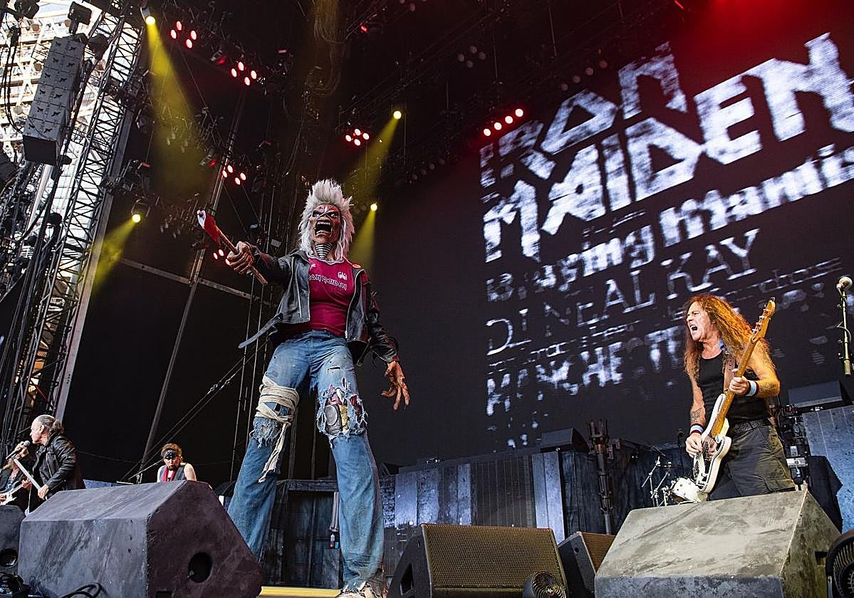 Concierto de Iron Maiden en Londres, el pasado 28 de junio, durante la aparición de Eddie, su icónica mascota.