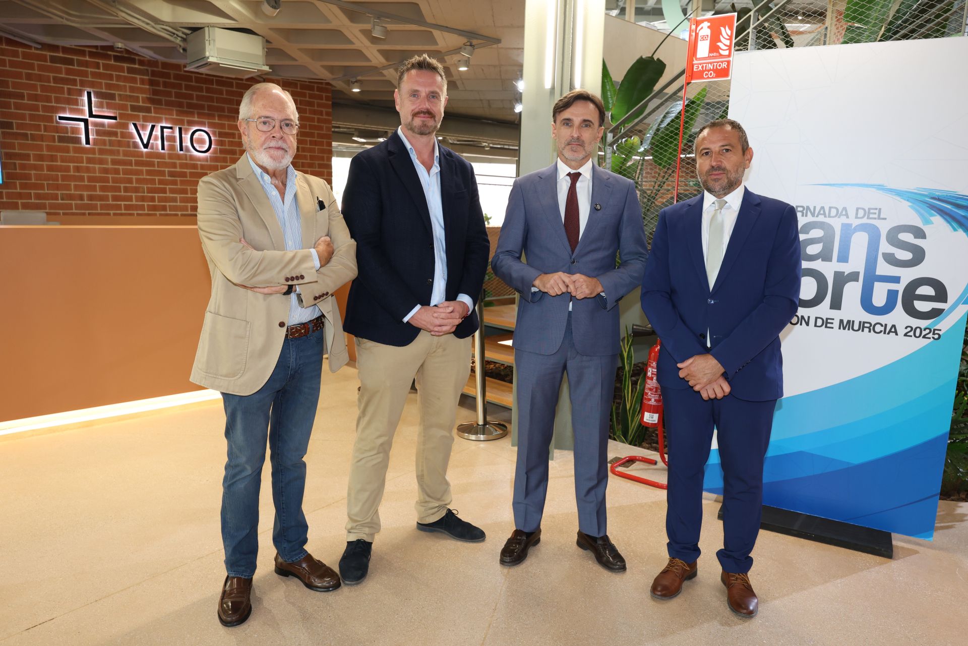 En imágenes, la VIII Jornada Sectorial del Transporte de la Región