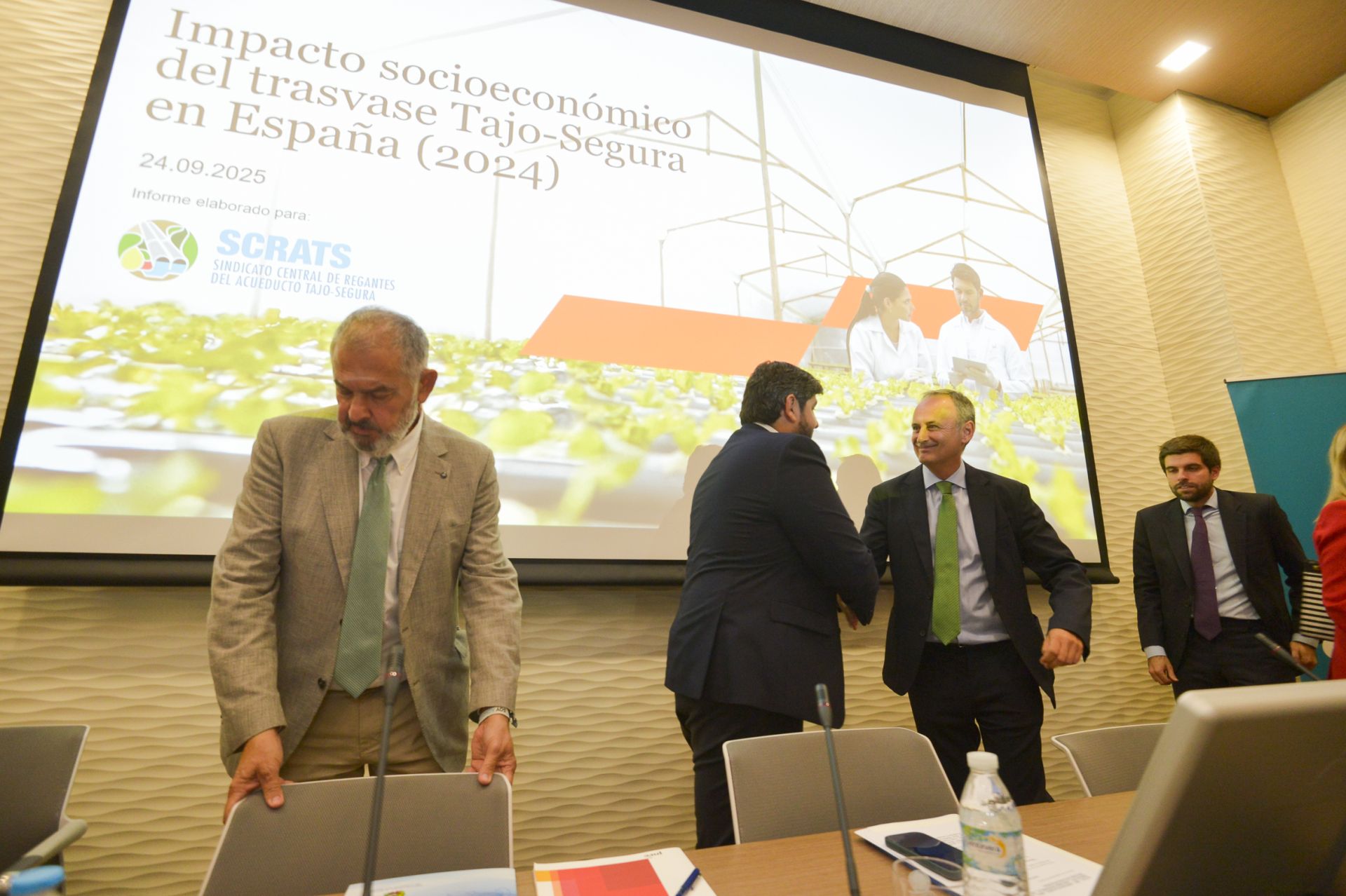 En imágenes, la presentación del estudio sobre el impacto socioeconómico del Trasvase