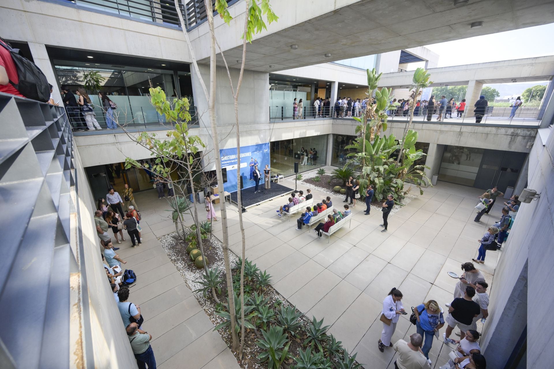 La inauguración de la Feria Regional de Empleo y Formación, en imágenes