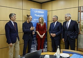 José María Tortosa, Emiliano Carrillo, María Isabel López, Fernando Canós y José Manuel Lag, durante el encuentro.
