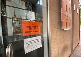 Desde este lunes, la Biblioteca Municipal Río Segura, en el Cuartel de Artillería, está cerrada por obras de mejora.