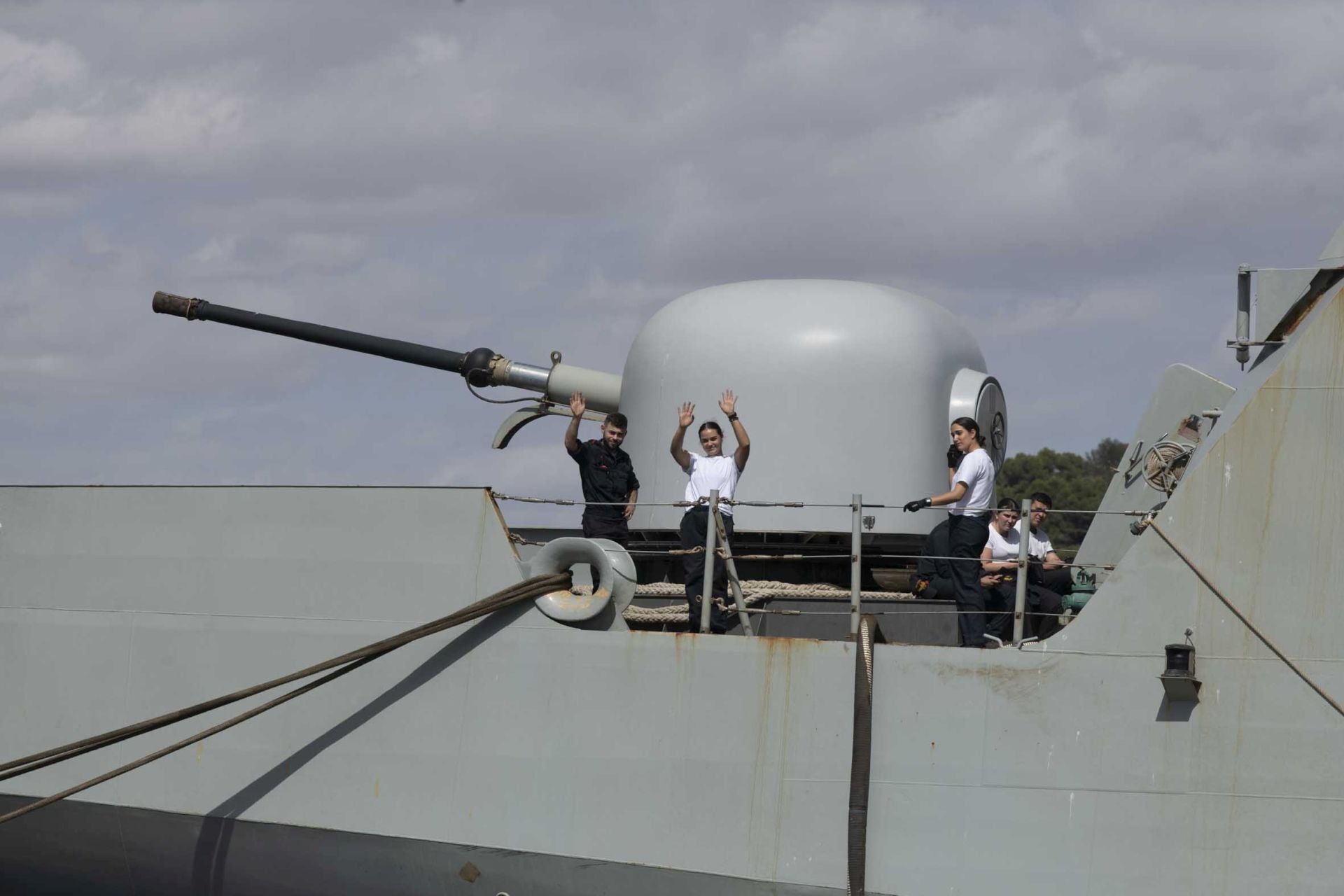 En imágenes, preparativos del &#039;Furor&#039; en el puerto de Cartagena antes de partir a Gaza
