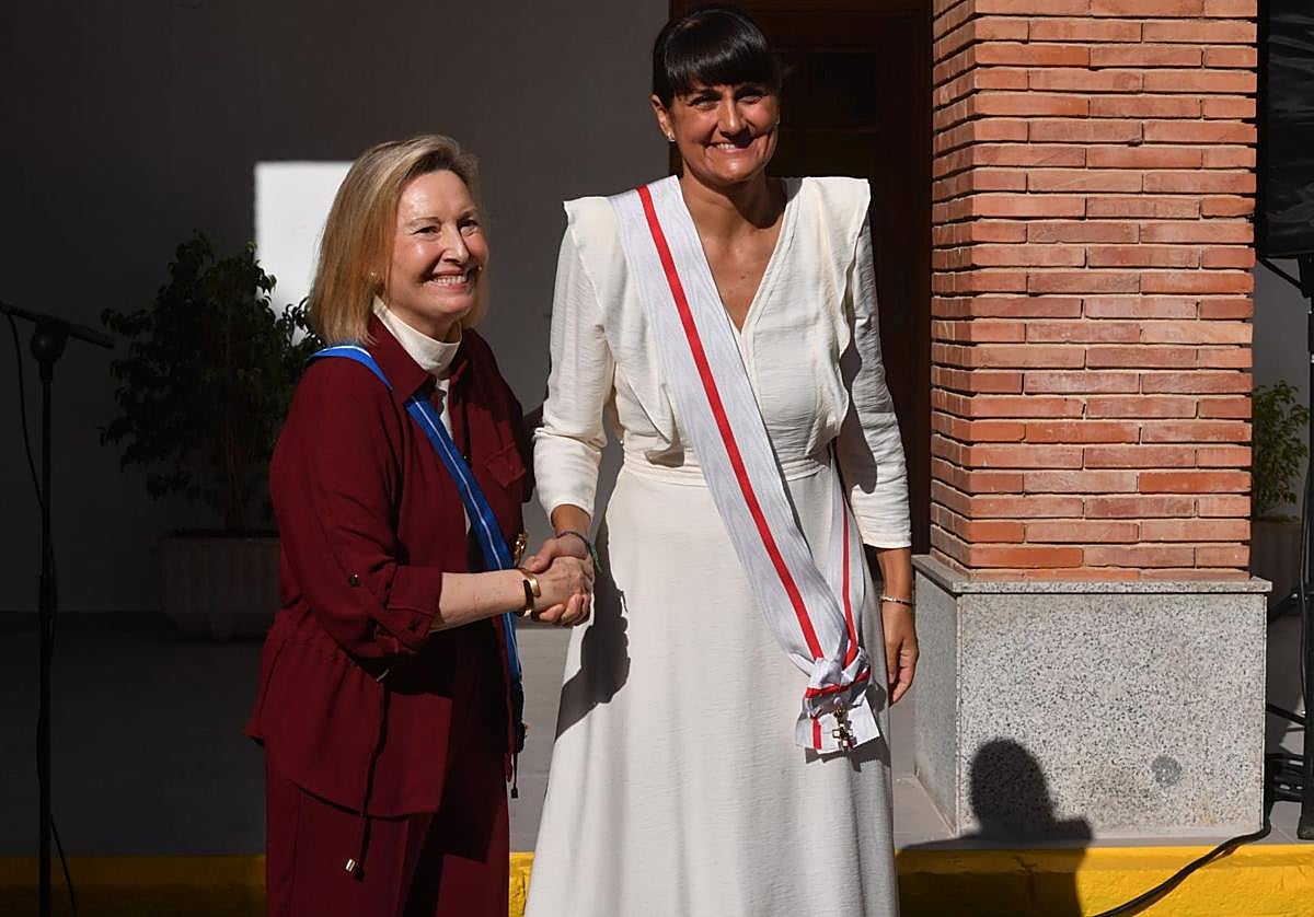 Amparo Valcarce y María González Veracruz.