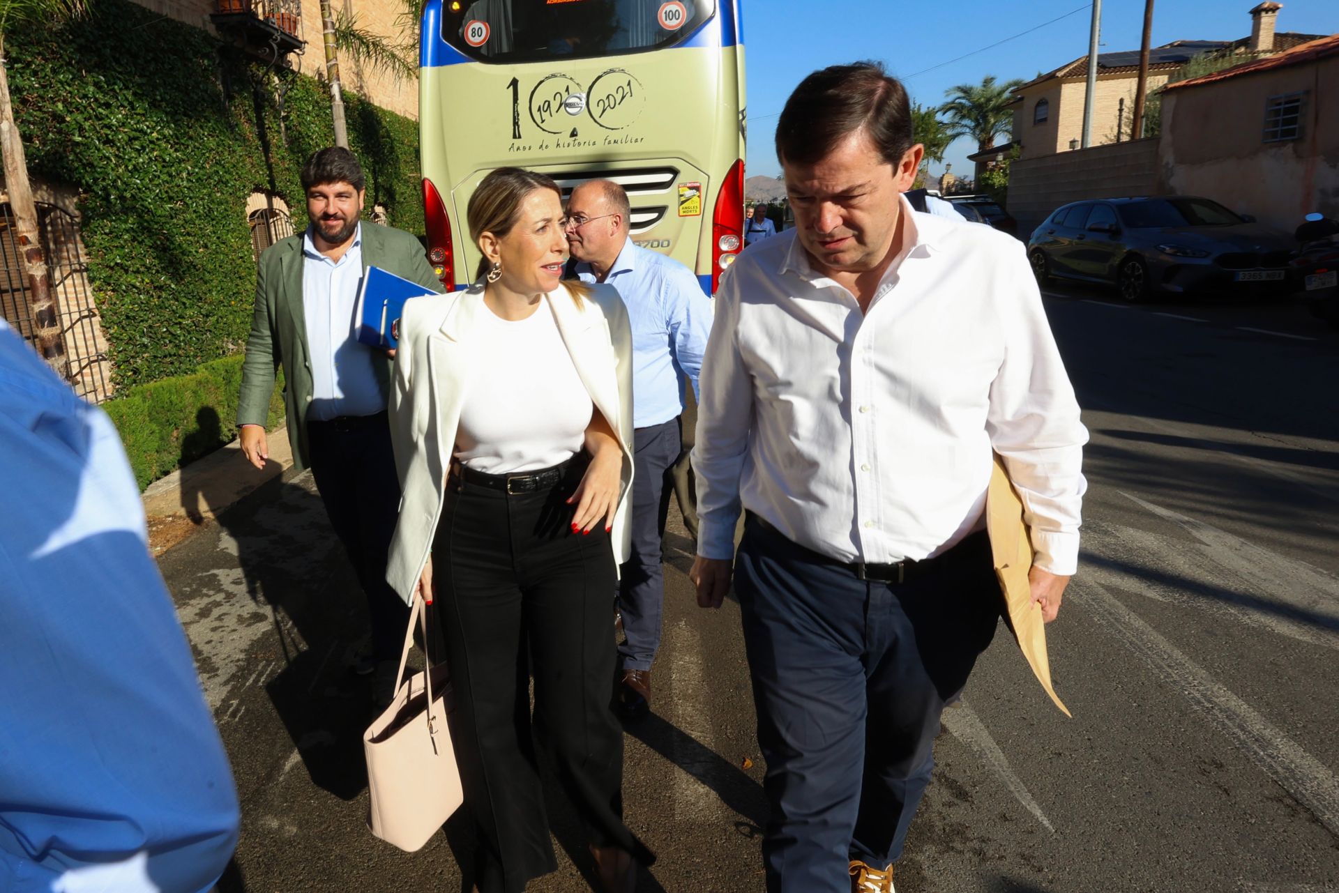 En imágenes, los presidentes autonómicos del PP llegan a la cumbre en Murcia