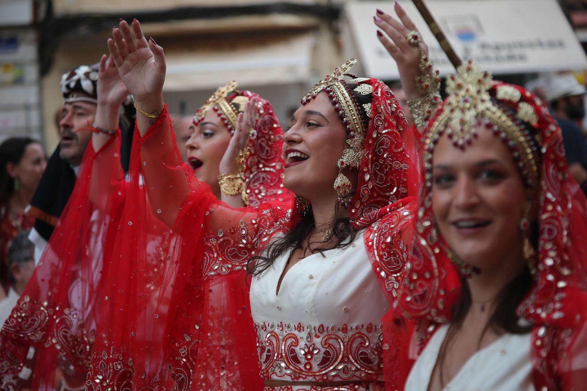 Las imágenes del gran desfile de Carthagineses y Romanos