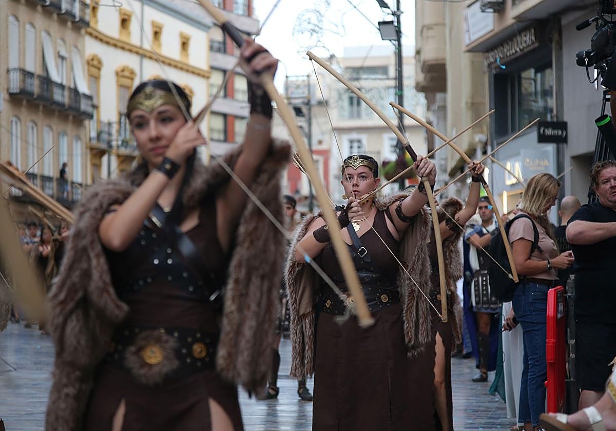 Las imágenes del gran desfile de Carthagineses y Romanos