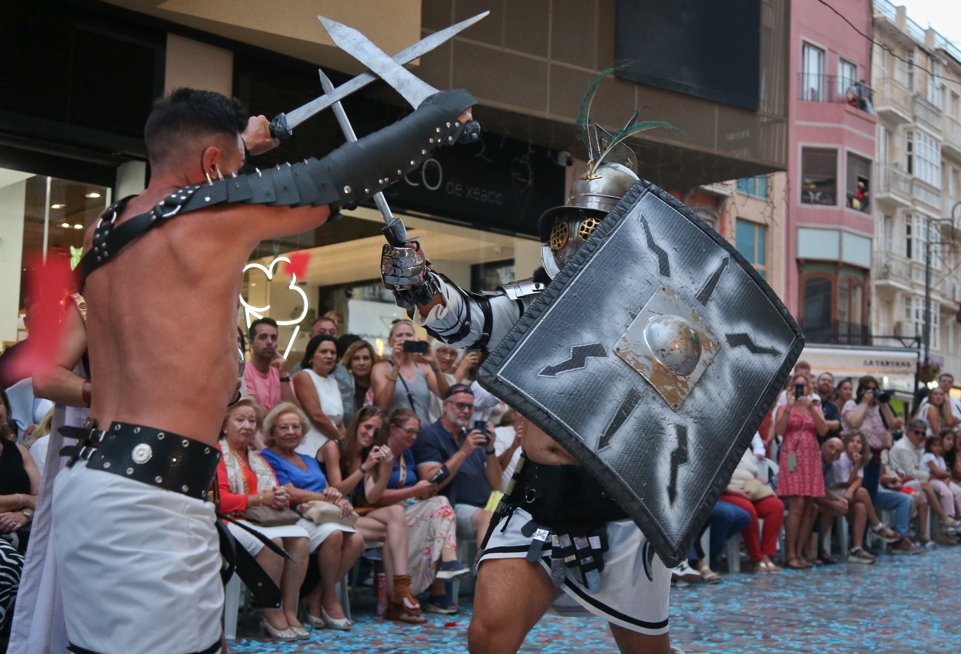 Las imágenes del gran desfile de Carthagineses y Romanos