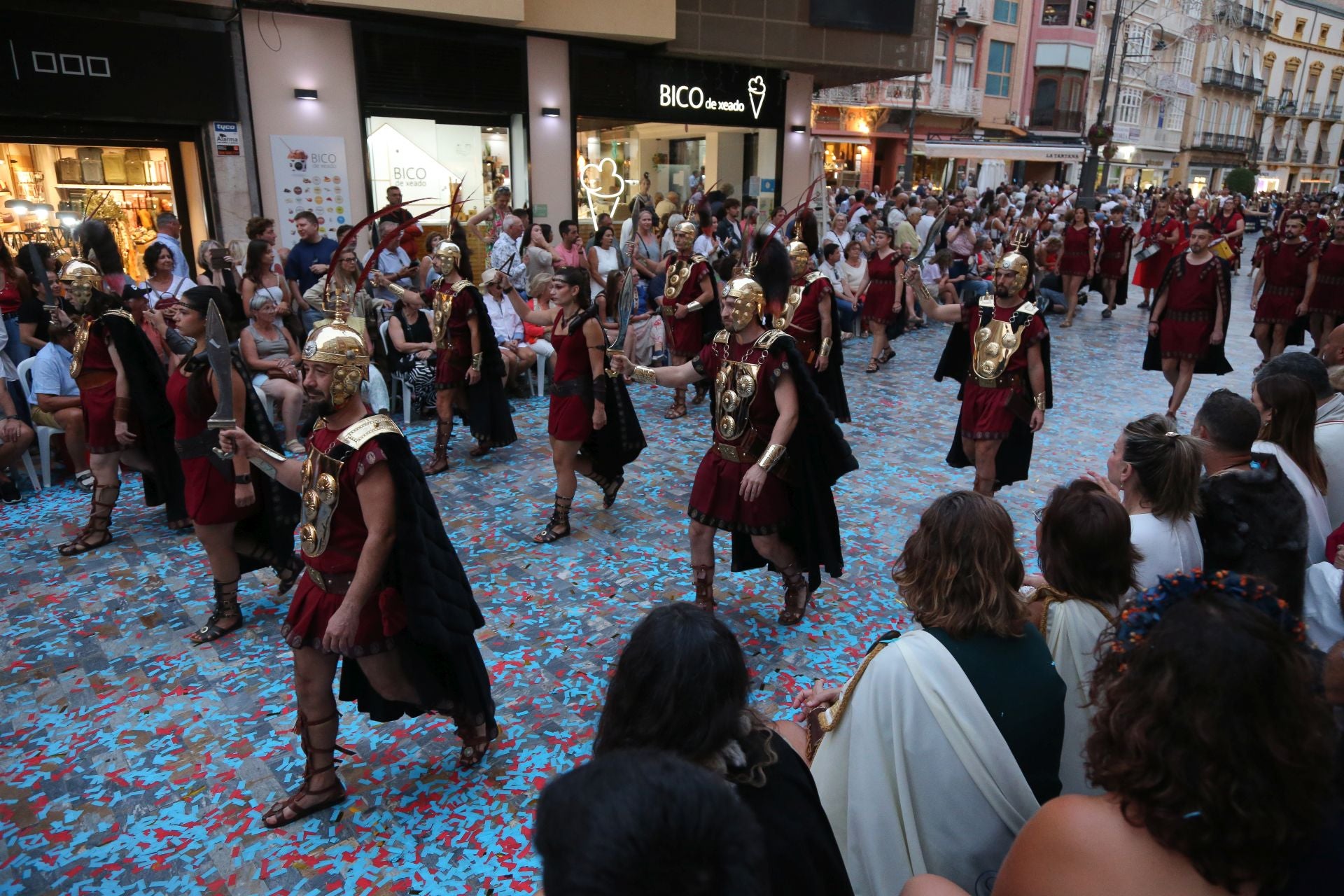 Las imágenes del gran desfile de Carthagineses y Romanos
