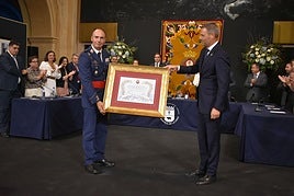 ACto de entrega del título de Hijo Predilecto de Caravaca de la Cruz al general Pascual Soria Martinez