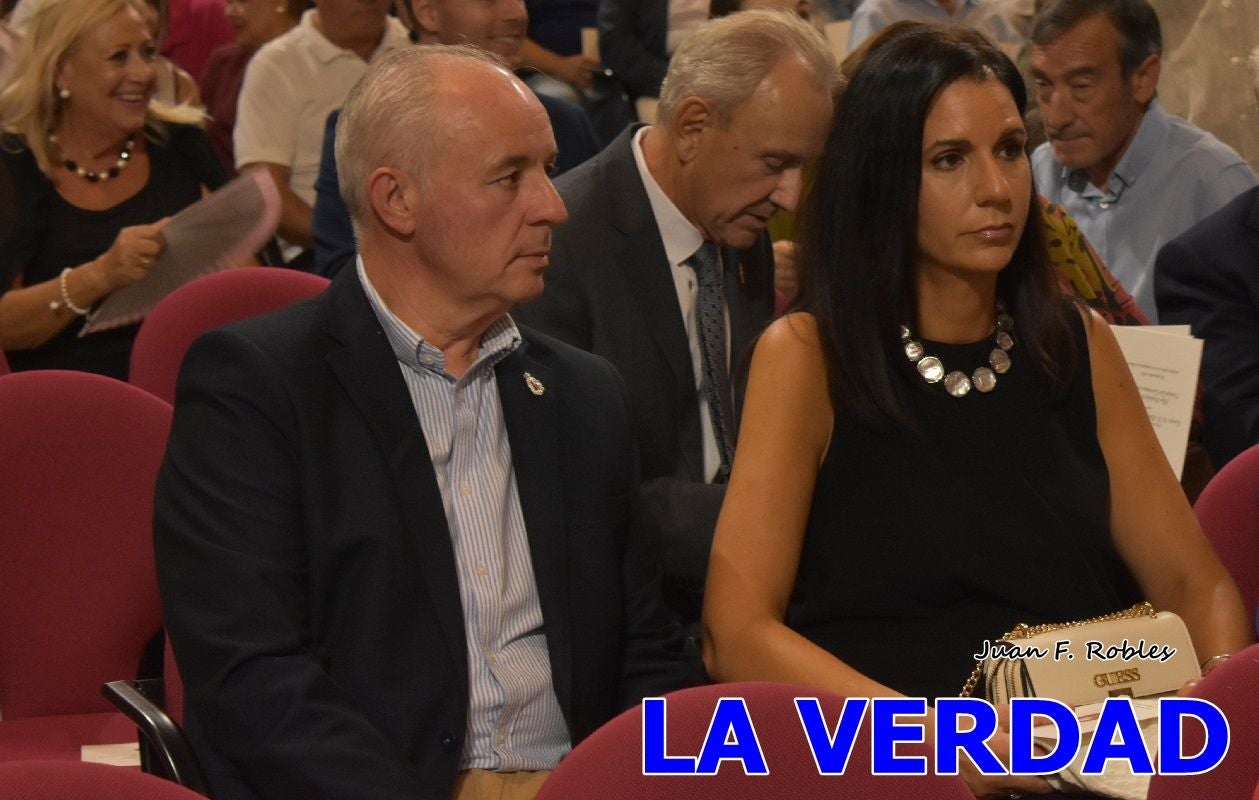 Imágenes de la entrega del título de Hijo Predilecto de Caravaca al general Pascual Soria