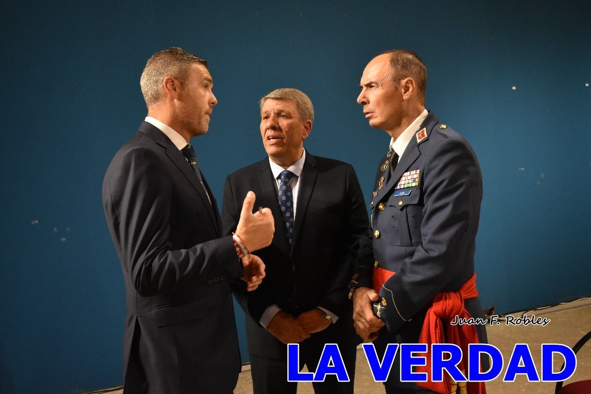 Imágenes de la entrega del título de Hijo Predilecto de Caravaca al general Pascual Soria