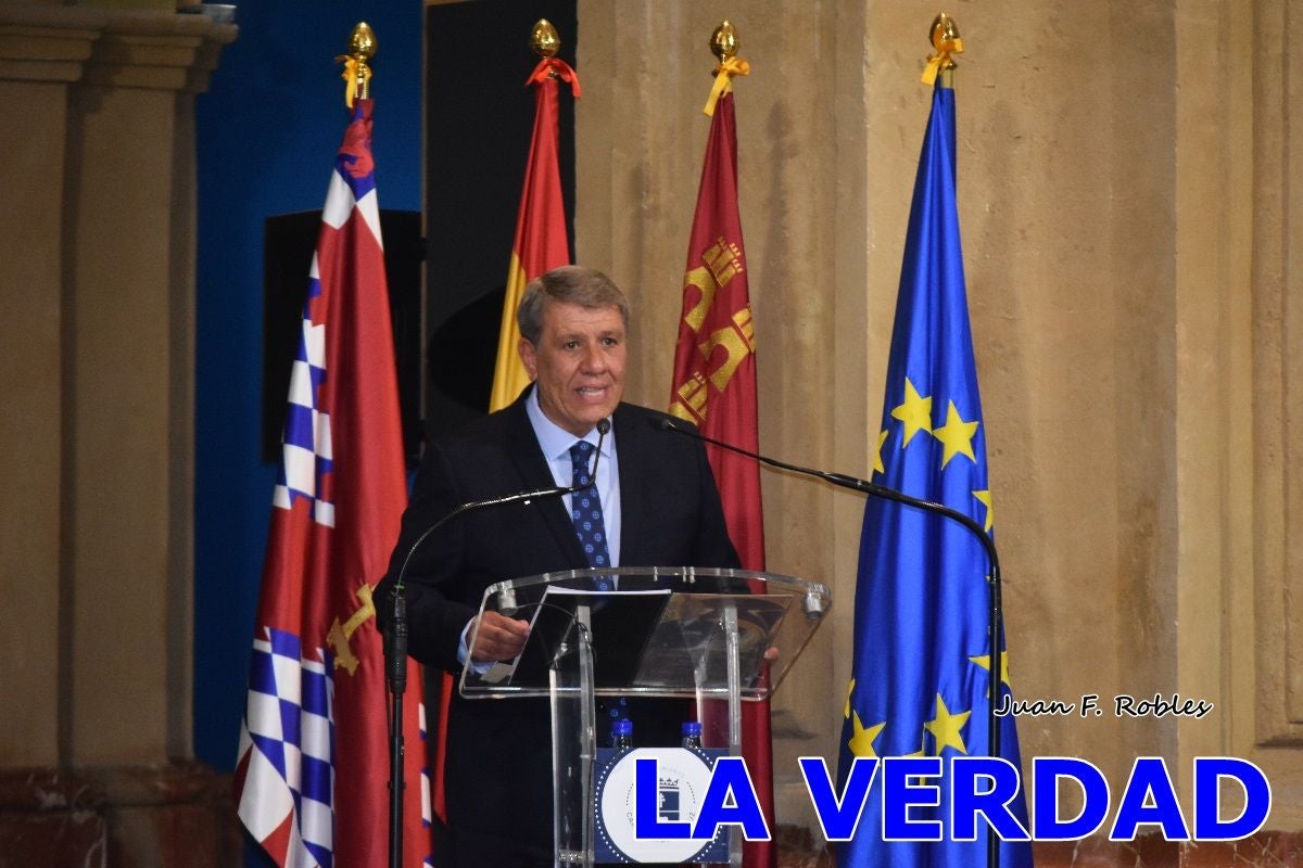 Imágenes de la entrega del título de Hijo Predilecto de Caravaca al general Pascual Soria