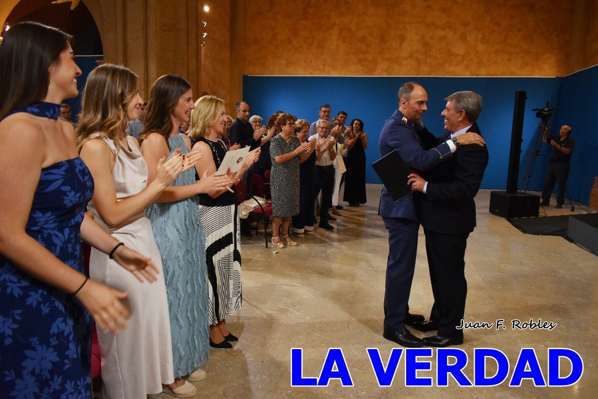 Imágenes de la entrega del título de Hijo Predilecto de Caravaca al general Pascual Soria