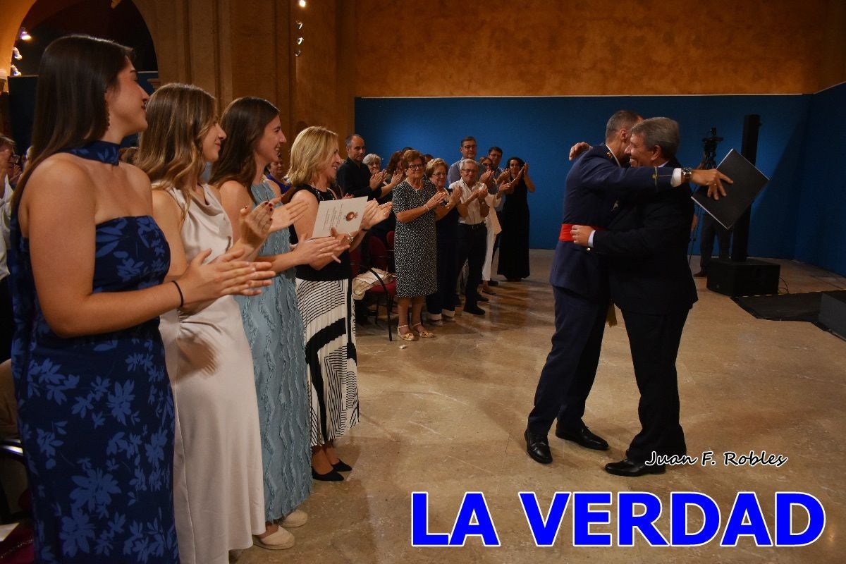 Imágenes de la entrega del título de Hijo Predilecto de Caravaca al general Pascual Soria