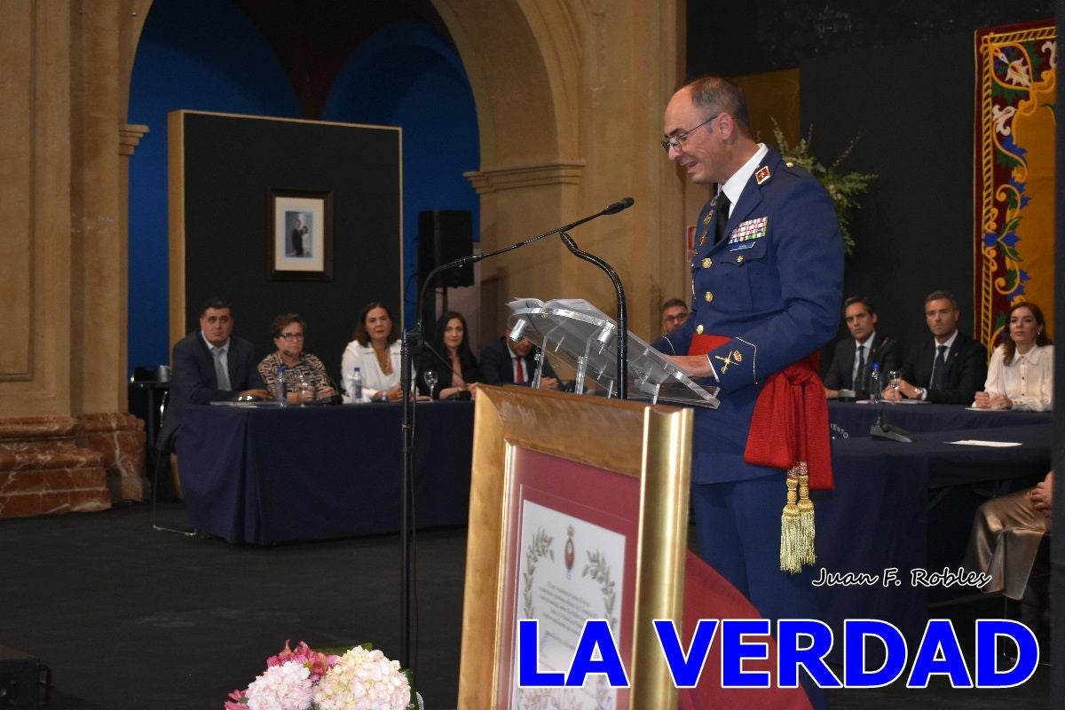 Imágenes de la entrega del título de Hijo Predilecto de Caravaca al general Pascual Soria