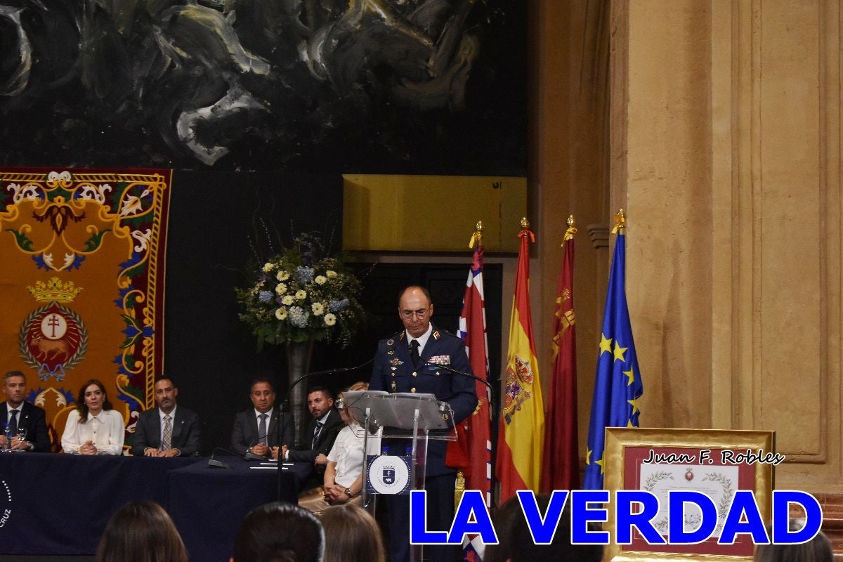 Imágenes de la entrega del título de Hijo Predilecto de Caravaca al general Pascual Soria