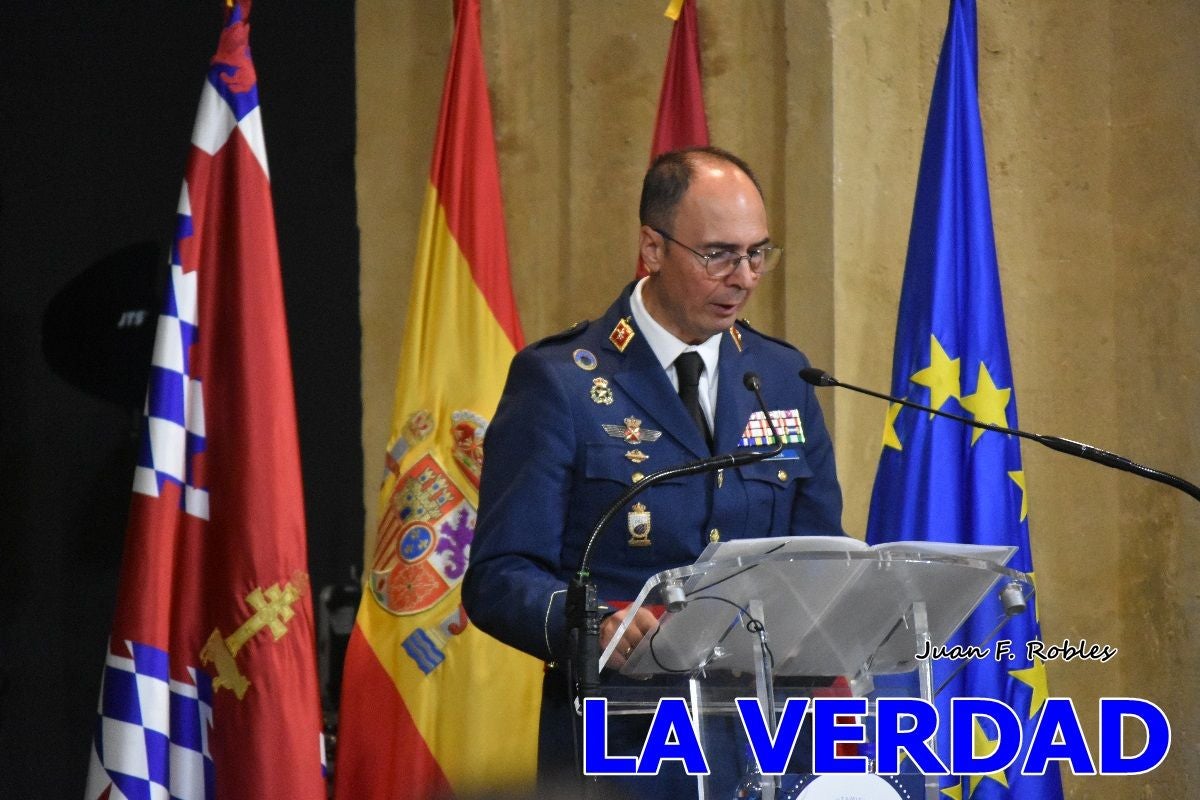 Imágenes de la entrega del título de Hijo Predilecto de Caravaca al general Pascual Soria