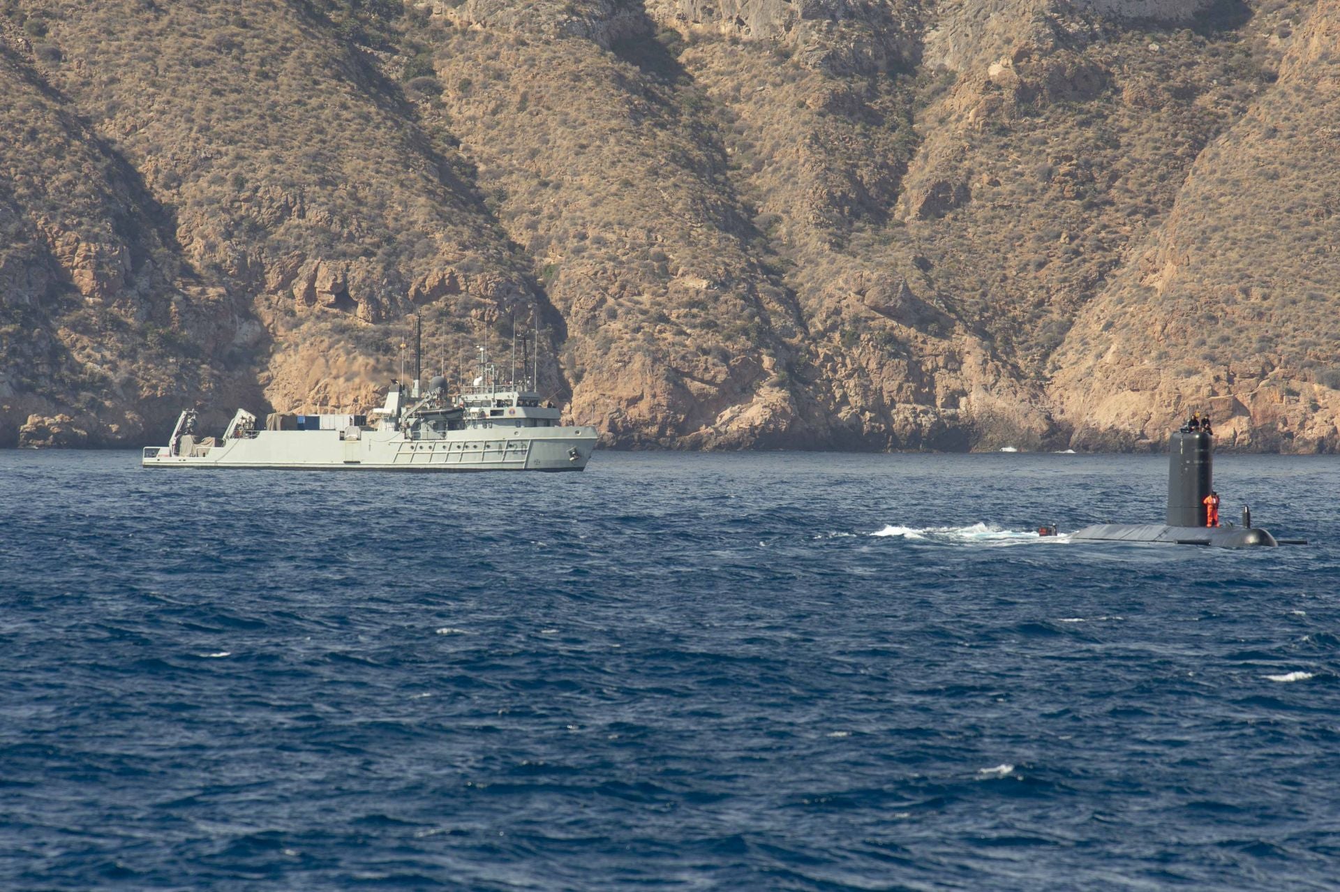 La Armada evalúa sus métodos de rescate en Cartagena, en imágenes