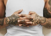 Los tres tipos de tatuajes que una dermatología nunca se haría: pueden poner en riesgo tu salud