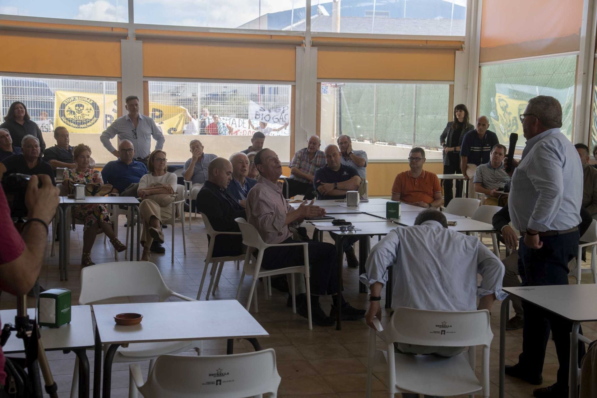 Las imágenes de la protesta de los vecinos de Los Camachos contra la planta de biogás