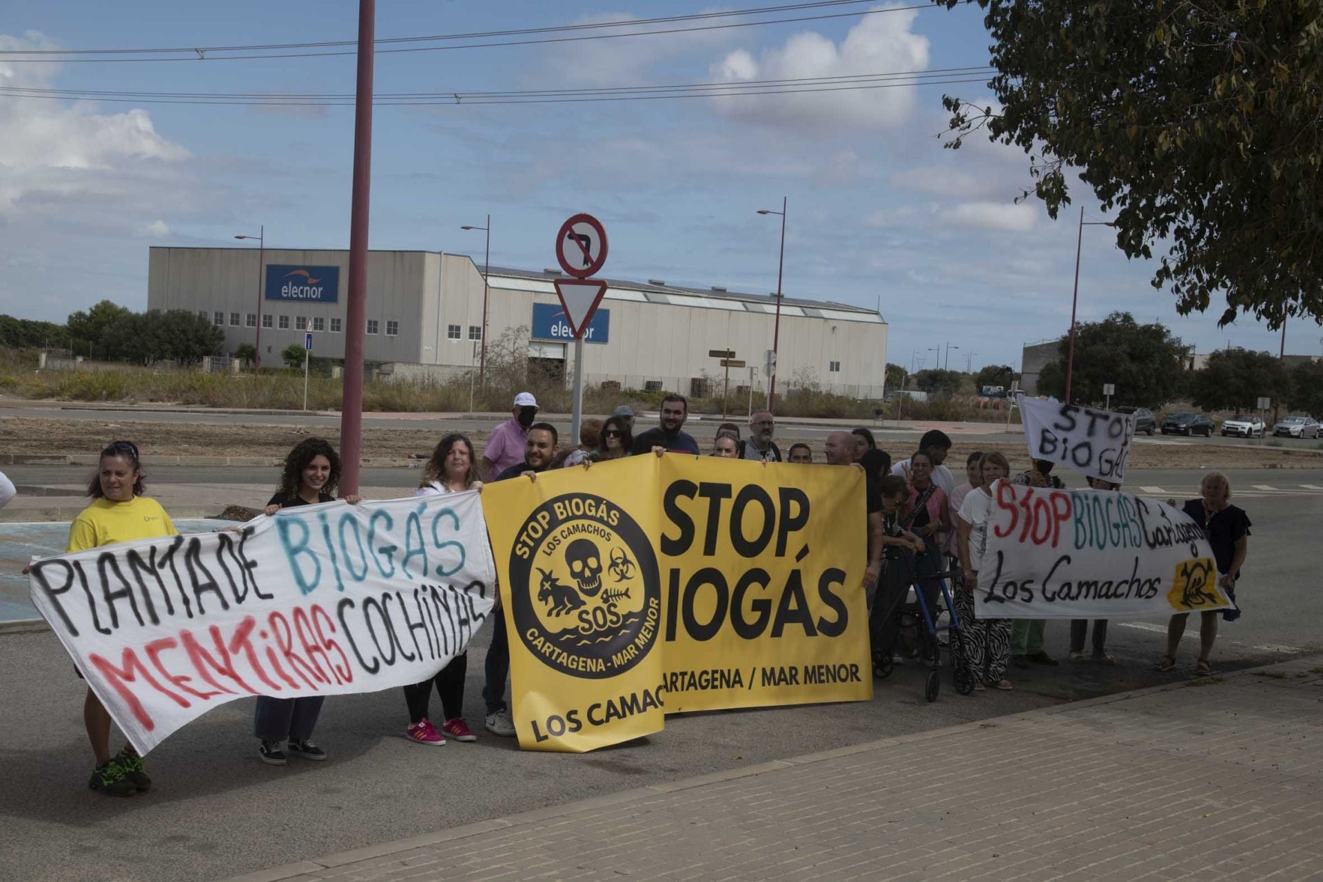 Las imágenes de la protesta de los vecinos de Los Camachos contra la planta de biogás