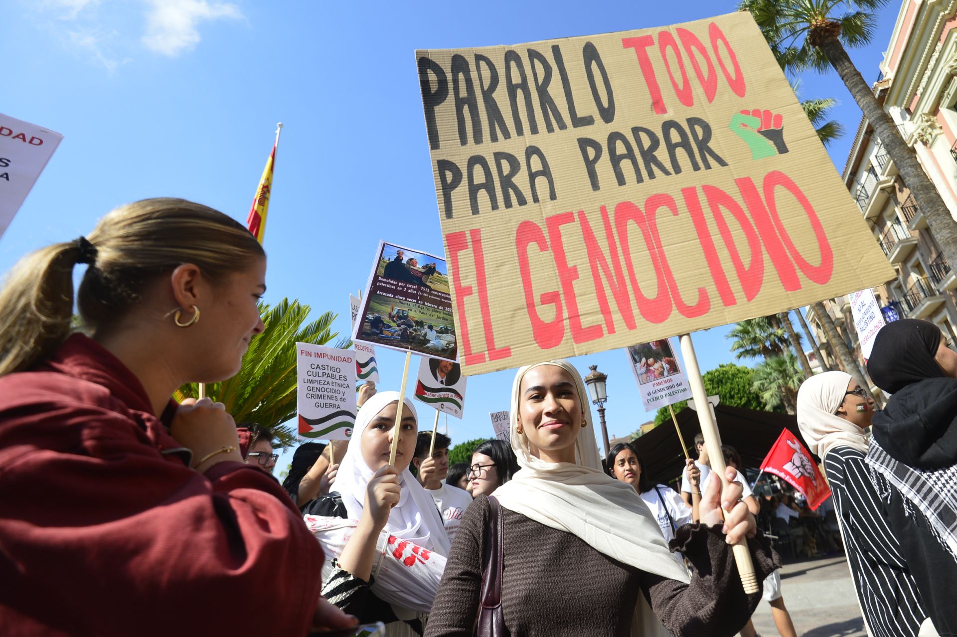 En imágenes, la protesta estudiantil contra el genocidio en Palestina a manos de Israel