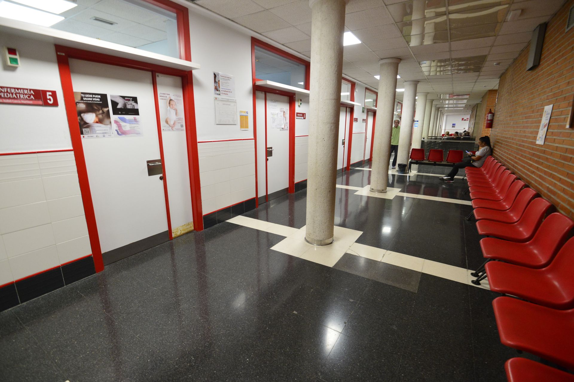 En imágenes, huelga nacional de médicos en la Región de Murcia