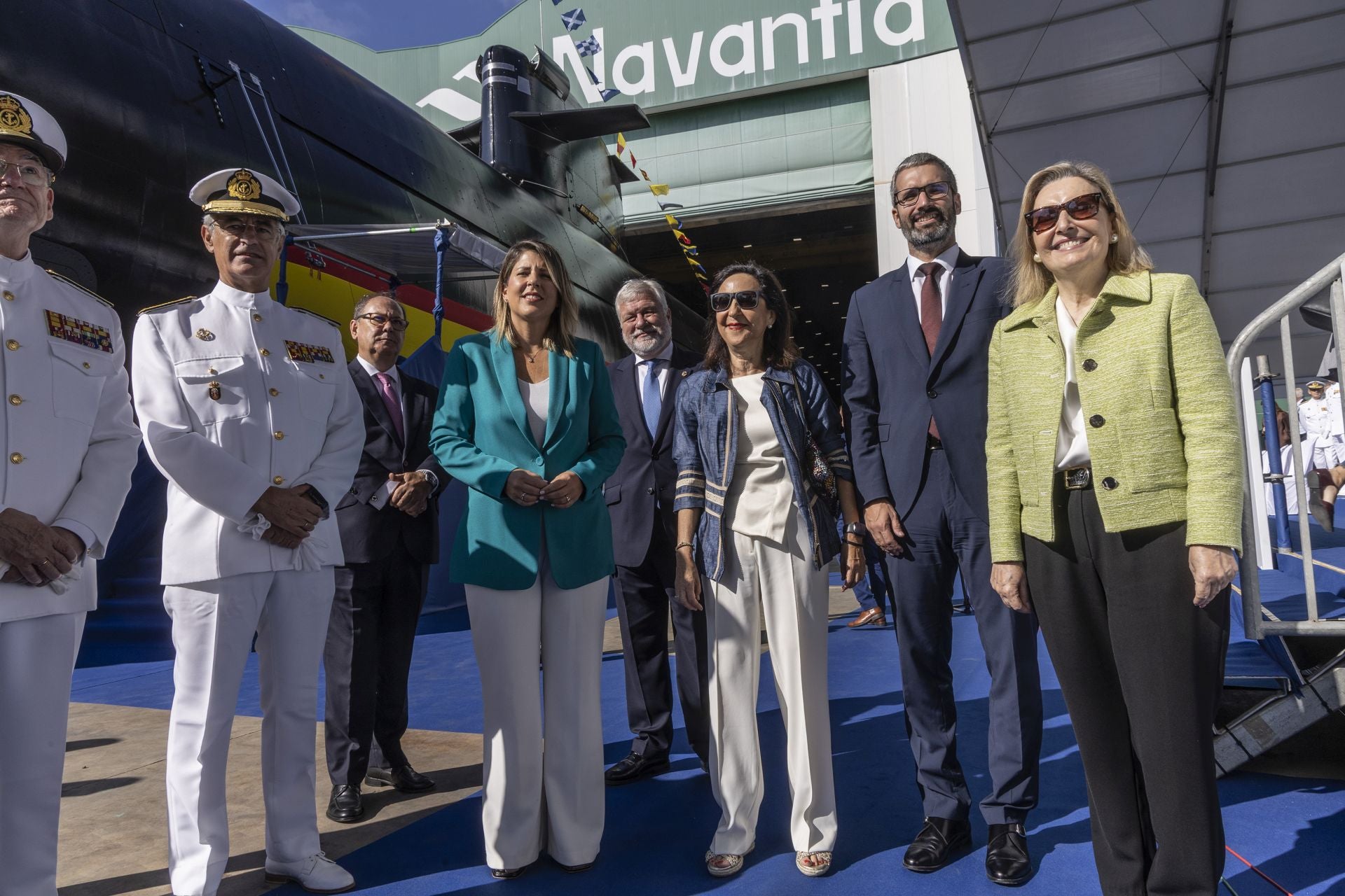 La puesta a flote del submarino S-82 &#039;Narciso Monturiol&#039;, en imágenes