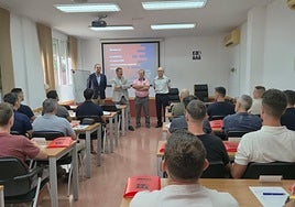 Inicio de la formación para los nuevos conductores del servicio de Bomberos.