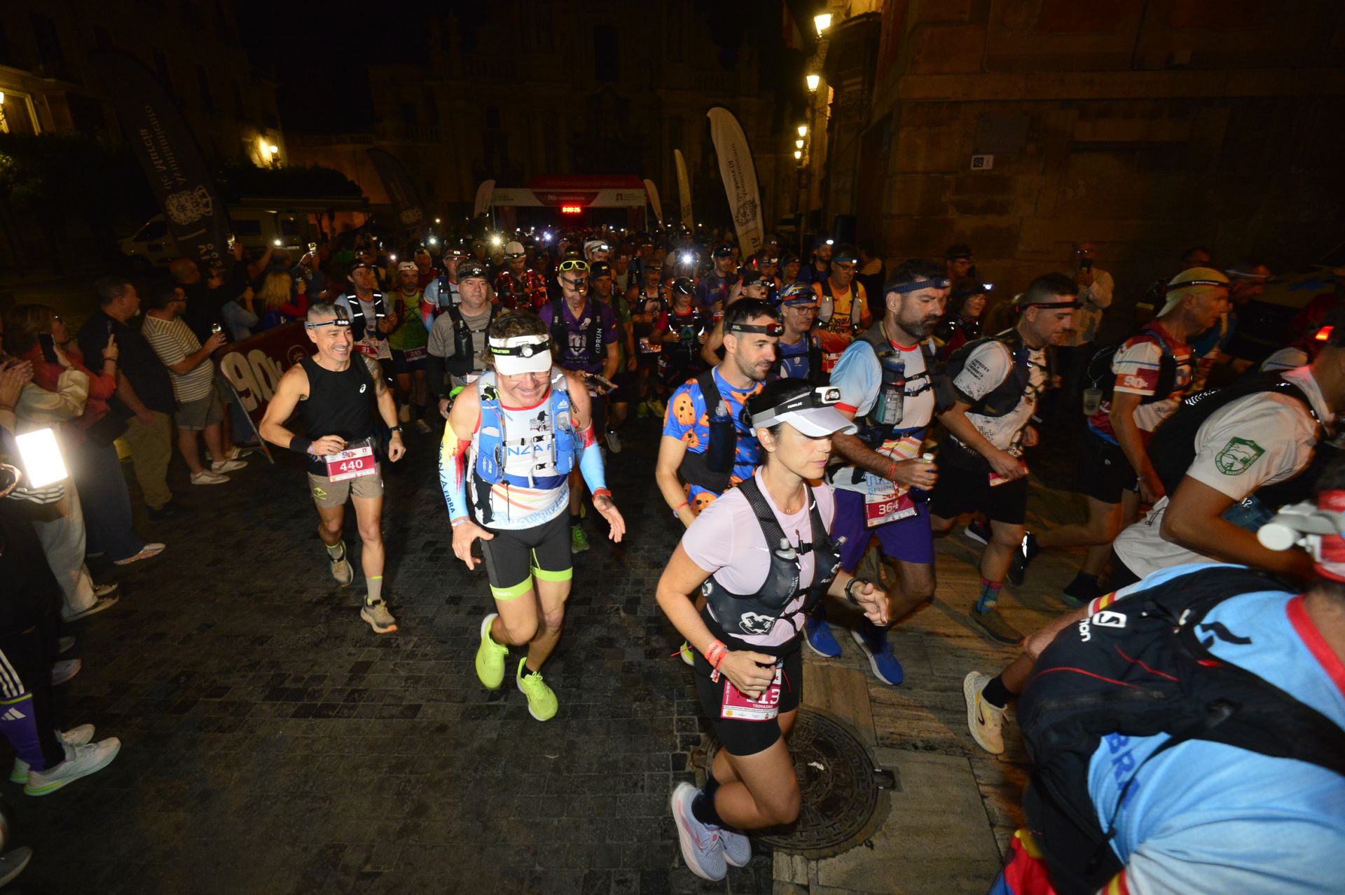 En imágenes, salida y llegada de la 90K a Caravaca de la Cruz