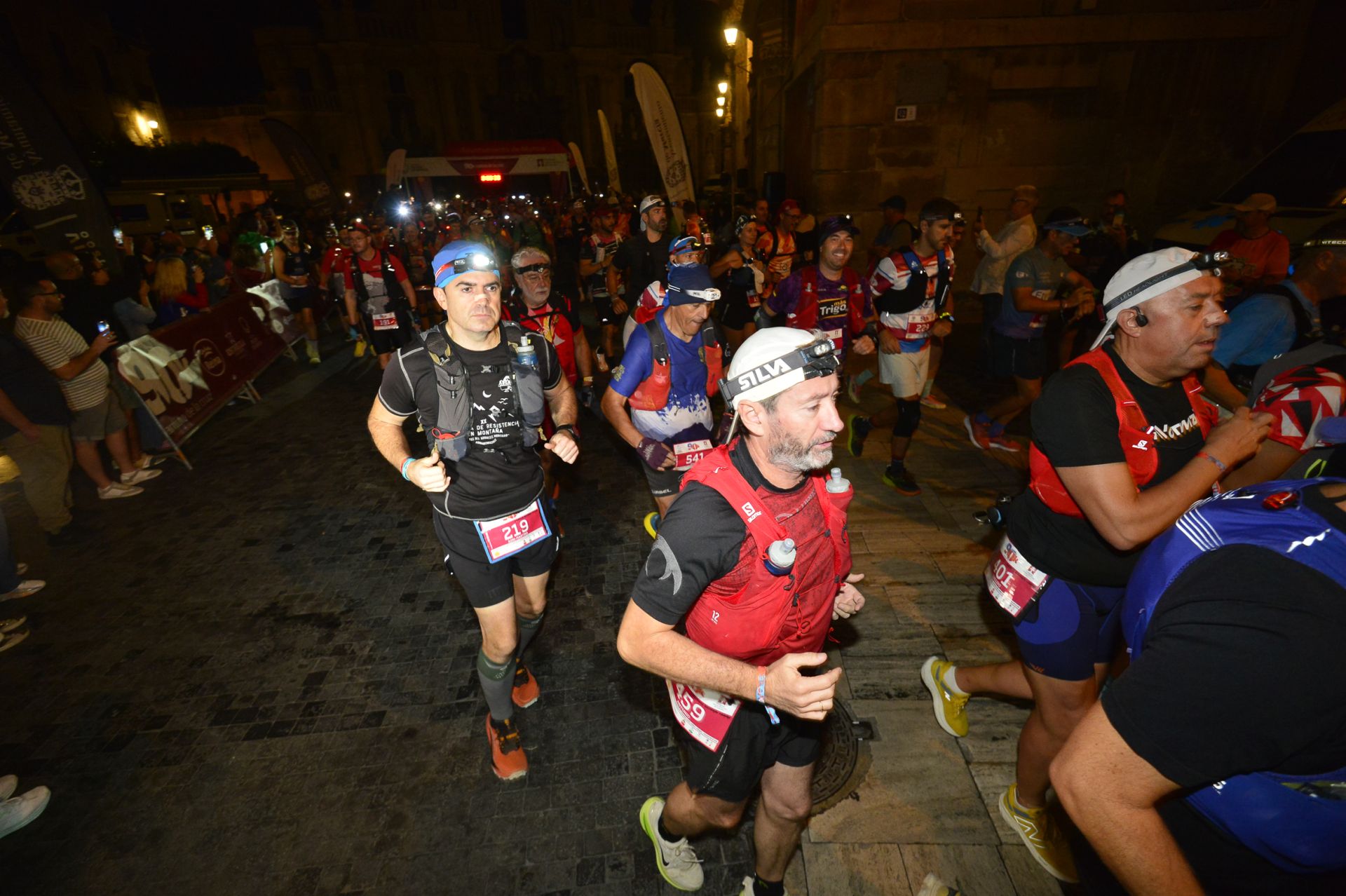 En imágenes, salida y llegada de la 90K a Caravaca de la Cruz