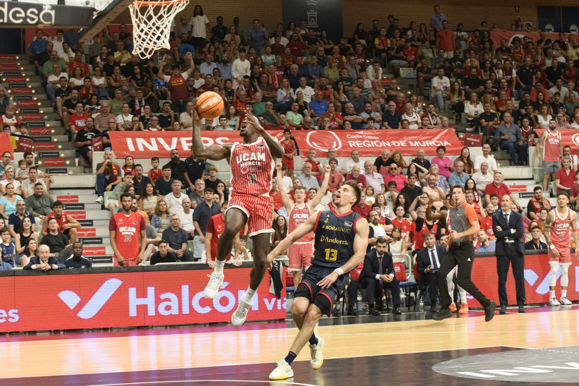 Un UCAM de sobresaliente el primer día ante el Andorra, en imágenes