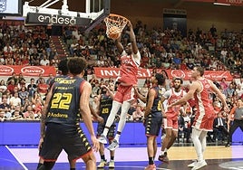 Moussa Diagne realizando un mate