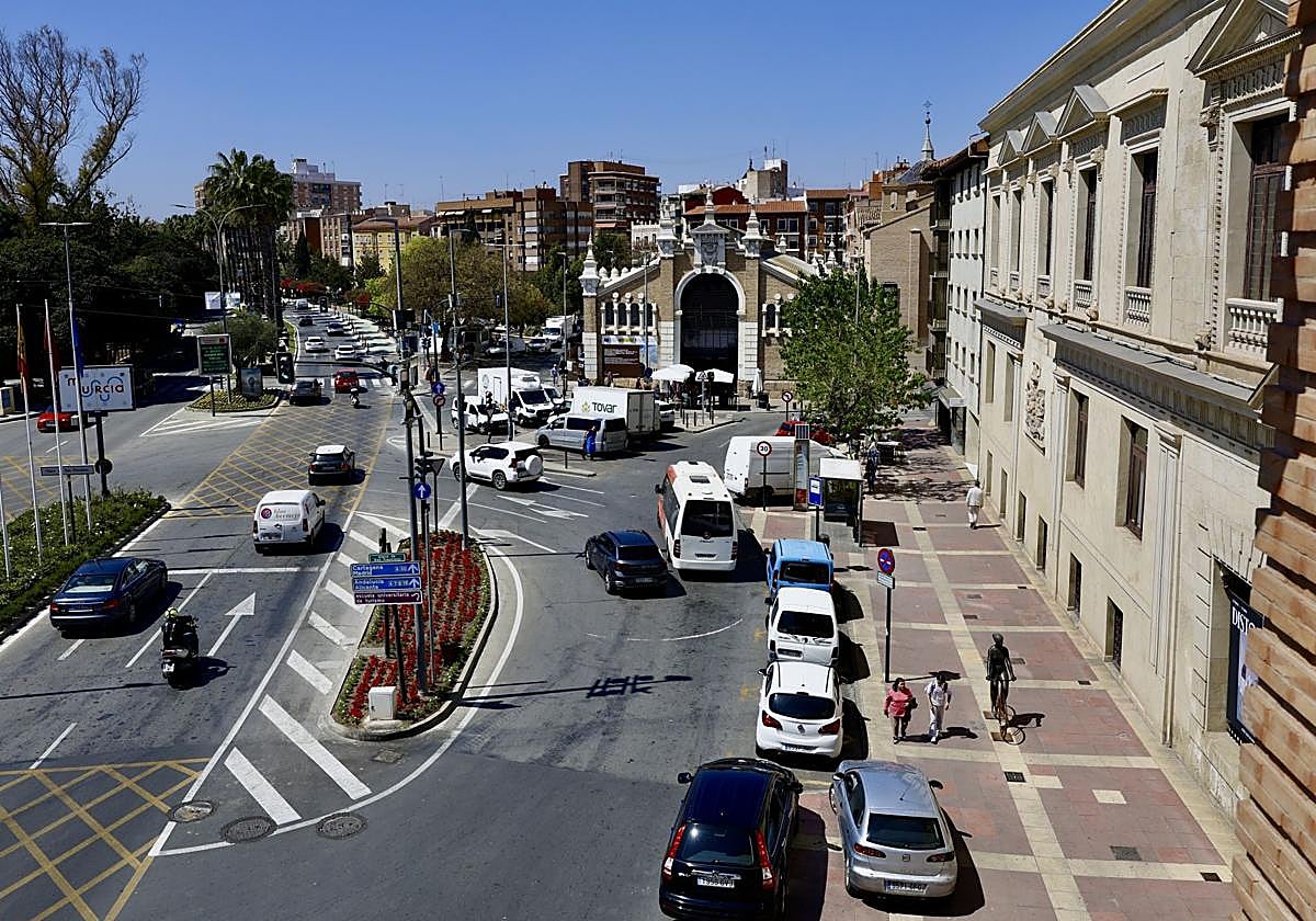 Uno de los proyectos de Conexión Oeste' es la peatonalización del tramo del Plano de San Francisco junto al Mercado de Verónicas.