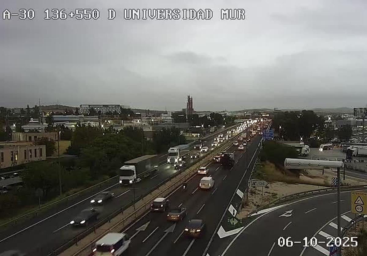El enlace de la autovía A-30 con la A-7 en Murcia, este lunes.
