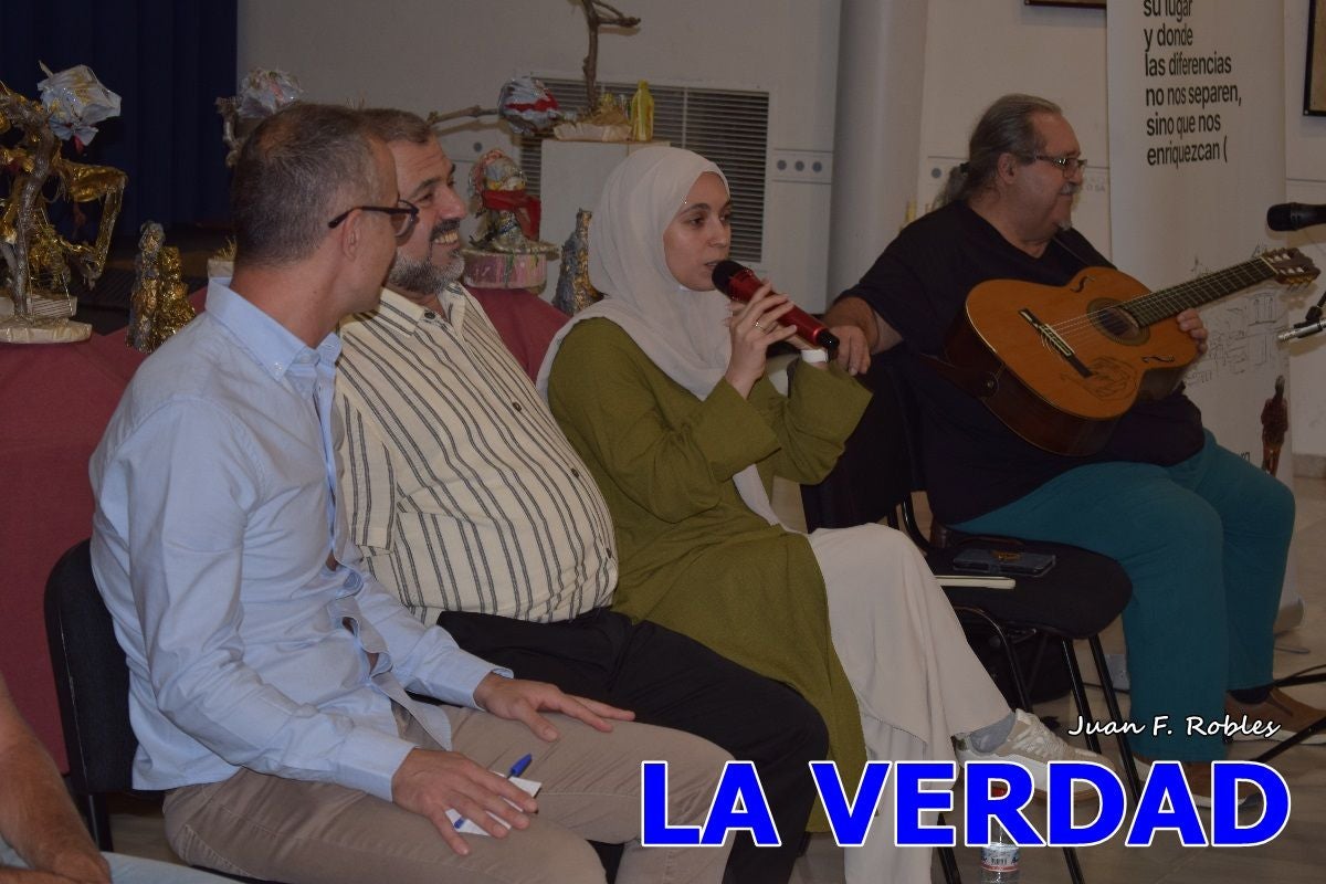 Imágenes de Charla &#039;La voz de Palestina. Diálogo con Eman y Abdallah Mhanna&#039; en Caravaca
