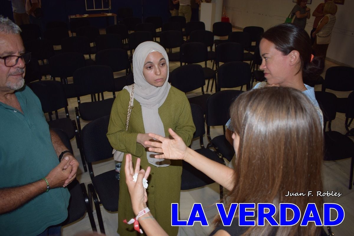 Imágenes de Charla &#039;La voz de Palestina. Diálogo con Eman y Abdallah Mhanna&#039; en Caravaca