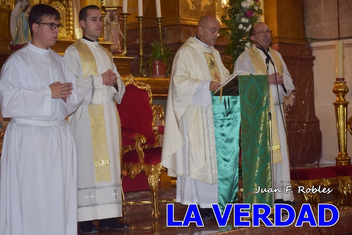 Imágenes de la Misa Solemne y Procesión de la Virgen del Rosario en Caravaca de la Cruz