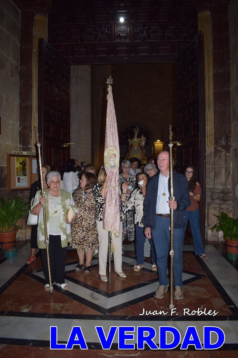 Imágenes de la Misa Solemne y Procesión de la Virgen del Rosario en Caravaca de la Cruz